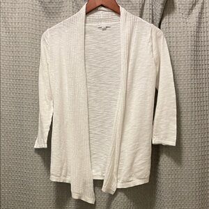 Gap white cardigan lightweight